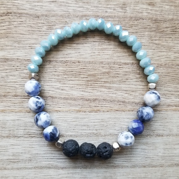 Sodalite + Lava Diffuser Bracelet - Picture 3 of 4
